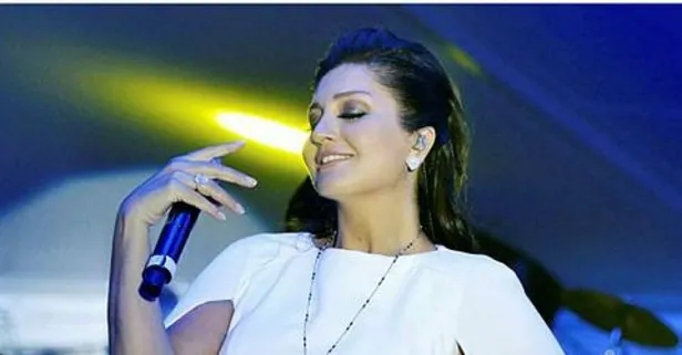 Sibel Can konforu için saatlerce bekledi! Uçağın en geniş koltuğuna...