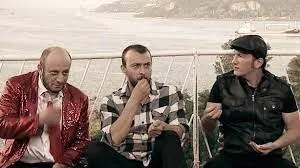 Leyla ile Mecnun aynı oyuncularla geri dönüyor ama bir kriz var! Ha başladı ha başlayacak derken Erdal Bakkal gerçeği patlak verdi-5