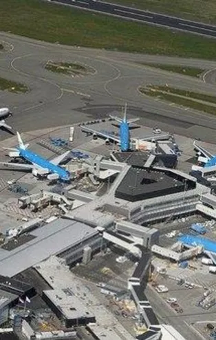 Schiphol Havalimanı'nda yakıt sistemi çöktü