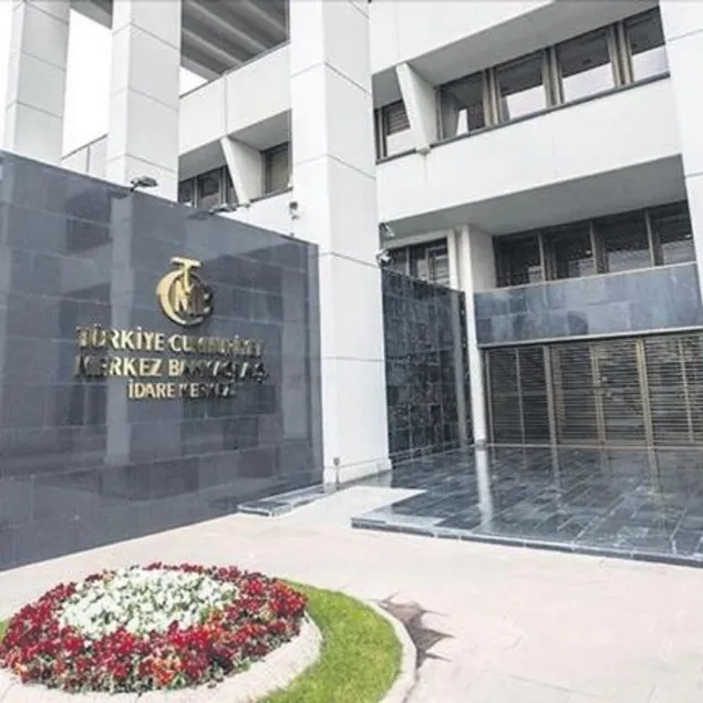 Cari açık azalıyor