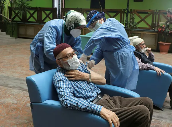 1619925100337.jpg Aşı olmayana kısıtlama yolda! Koronavirüse karşı ek tedbirler geliyor-4