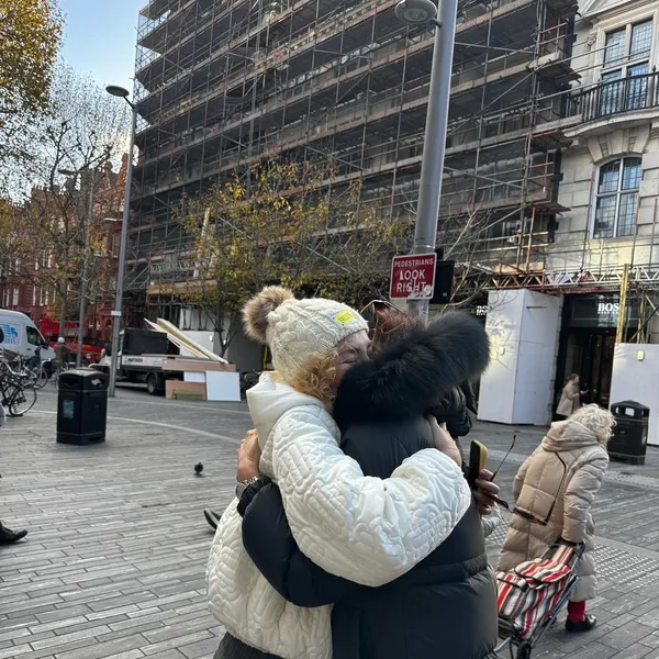 22-yillik-dostluk-sihirli-annemin-betusu-ve-suzani-bir-arada-51-yasindaki-inci-turkaya-bir-de-simdi-gorun-zuha-1700122146963.jpg 22 yıllık dostluk! Sihirli Annem'in Betüş'ü ve Suzan'ı bir arada! 51 yaşındaki İnci Türkay'a bir de şimdi görün! Zuhal Topal paylaştı-6