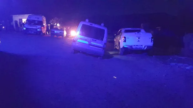 Son dakika: Niğde'de katliam! Anne ve oğlunu öldürdü, kızını yaraladı-2