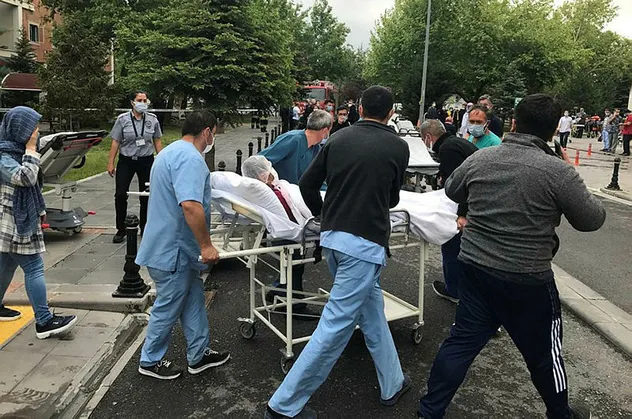 Kayseri Erciyes Üniversitesi Tıp Fakültesi Hastanesi'nde yangın paniği