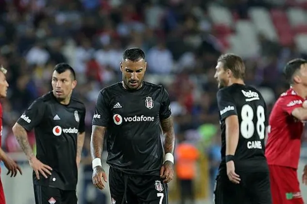Son dakika: Quaresma'dan ayrılık açıklaması!
