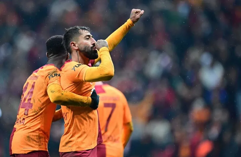 operasyon-24-galatasarayda-o-isimler-icin-karar-verildi-1711115207554.jpeg Operasyon 24! Galatasaray'da o isimler için karar verildi-27