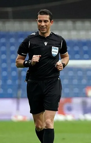 Haftanın hakemleri açıklandı: Beşiktaş'ın Karagümrük ile oynayacağı maçı Ali Palabıyık yönetecek!