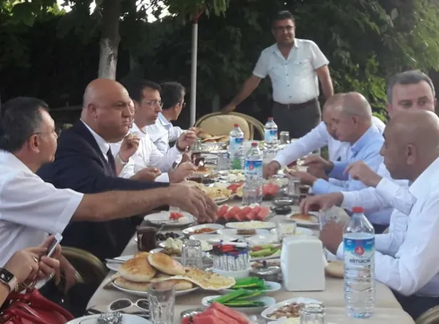 İstanbul'u sel götürüyor Ekrem İmamoğlu nerede? Bodrum’da tatilde olması eleştirilere neden oldu! "Müsait olunca İstanbul'a uğra"-13