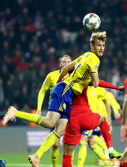 Türkiye-İsveç maçı için flaş iddia! Hakem 2 penaltı sözü verdi