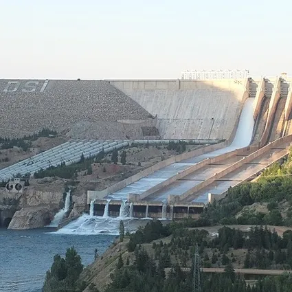 Bakan Bayraktar duyurdu: Hidroelektrik santralleri 11 milyar kilovatsaati aşarak rekor tazeledi