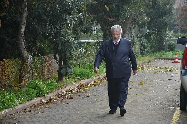Son dakika: Metin Akpınar ve Müjdat Gezen adli kontrol şartıyla serbest bırakıldı-3