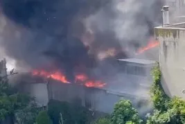 Son dakika: İstanbul Sultangazi’de iş yeri yangını! Ekipler bölgede