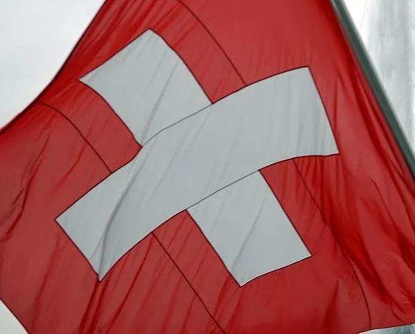 İsviçre’de Müslüman öğrencilere tokalaşma zorunluluğu