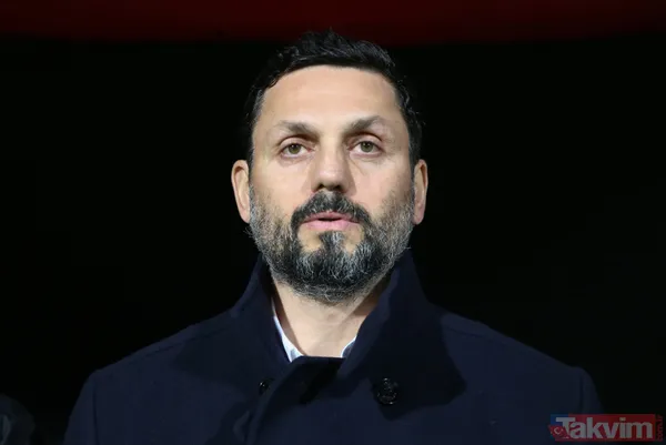 Türkiye'yi İyi Tanıyan, 40-50 Yaşlarında, Kulübün Ekonomik İmkanlarına Uyum Sağlayabilecek, Takım İçi Rekabeti Sağlayabilecek Ve Cesur Bir Hoca Aradıklarını...