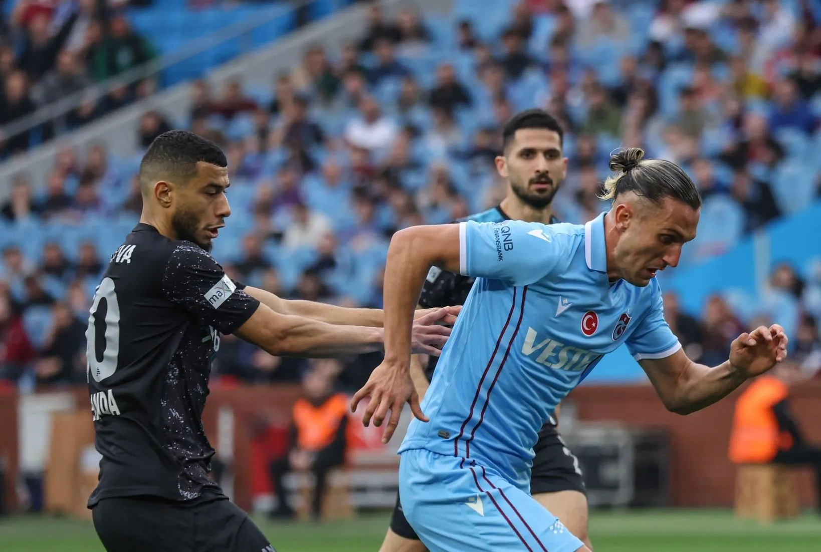 Trabzonspor Adana Demirspor’u farklı geçti!