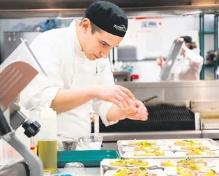 Yargıtaydan emsal karar: Sürekli gece görev yapan işçinin istifası haklı nedenle fesih