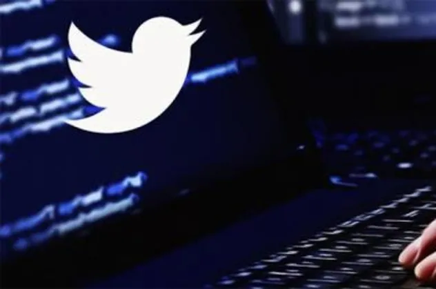 Fenomen Twitter kullanıcısı 'Ruling' dolandırıcı çıktı! FETÖ hesapları destek vermiş
