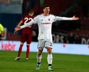 Mario Gomez: Soğukkanlı olmalıyız