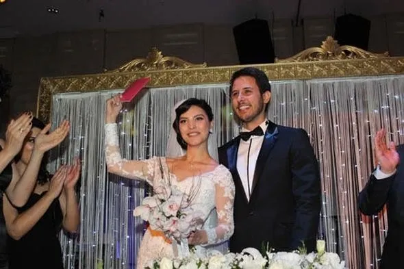 Hazal Filiz Küçükköse eşinden boşanıyor-4
