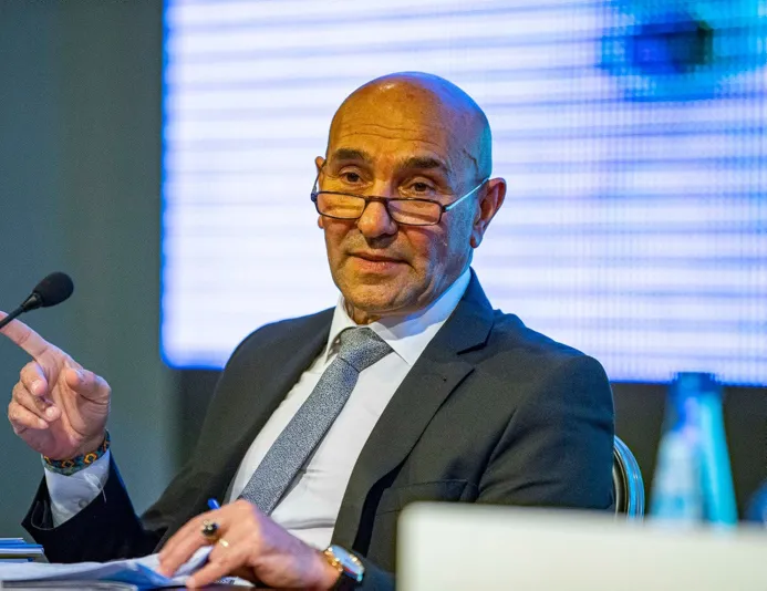 CHP’li Soyer’in uçak için topladığı paralar nerede?