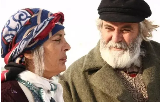 Yalı Çapkını'nın Hattuç Hala'sı Şerif Sezer'in hayat hikayesi dram dizisi! Neler çekmiş neler her satırı yürekleri darmadığın etti-6