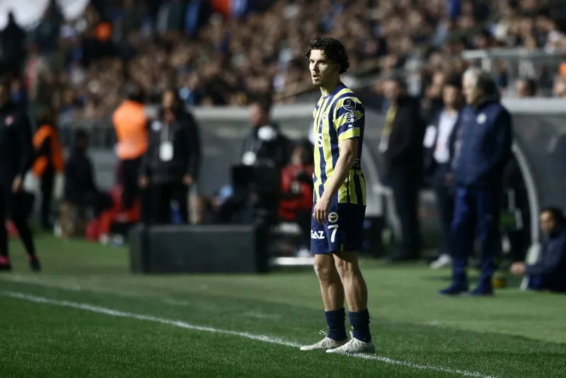 Transfer haberleri | Fenerbahçe'de Ferdi Kadıoğlu'na Ada'dan talip! Bonservis bedeli... - 1