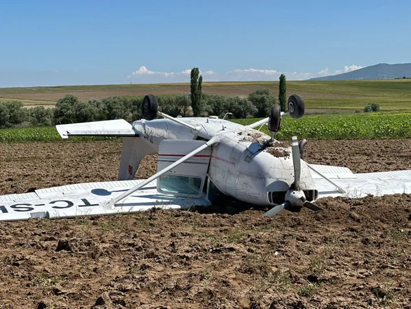 son-dakika-nevsehirde-egitim-ucagi-dustu-2-pilot-kurtuldu-1686139967319.jpg Son dakika: Aksaray'da eğitim uçağı düştü: 2 pilot kurtuldu-2