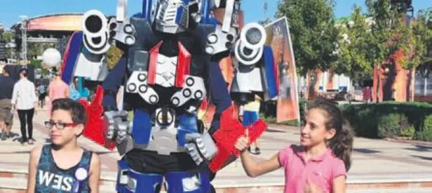 Efsaneler ile selfie yarış