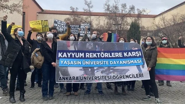 biz-bu-oyunu-gormustuk-ankara-universitesinde-mesele-bogazici-degil-pankarti-1612364151582.jpeg Biz bu oyunu görmüştük! Ankara Üniversitesi'nde 'Mesele Boğaziçi değil' pankartı-3