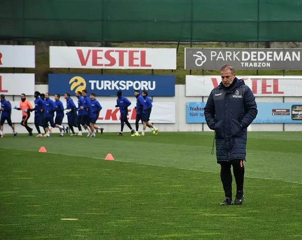 Trabzonspor'da Abdullah Avcı'dan oyuncularına mesaj: Böyle oynayalım devamı gelir - 2