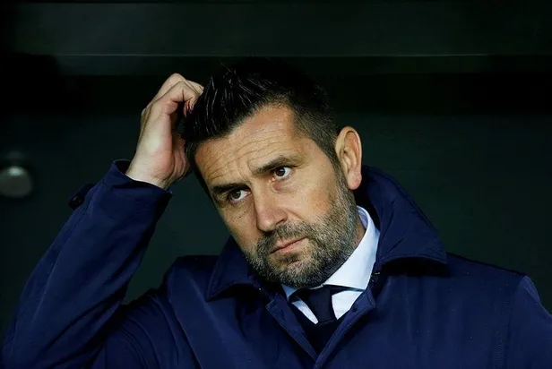 Fenerbahçe taraftarından teknik direktör belirsizliğine isyan! "56 gündür hoca nerede başkan?"-5