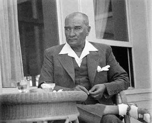 Özkök, utanmasa Atatürk’ü aşağılayacak