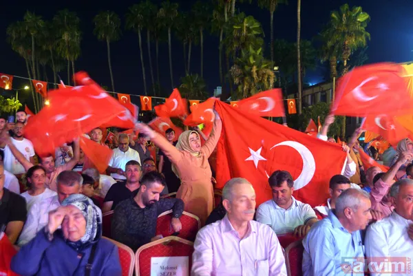 15 Temmuz anma etkinliklerinde meydanlar doldu taştı - 5