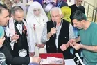 Adana'da ilginç olay: Tanımadığı çiftlerin düğününe giderek altın çalıyor!