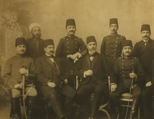 Osmanlı’nın çöküşünü hazırlayan Jön Türkler mason...