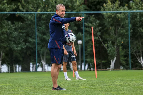 1635925283156.jpg Beşiktaş - Trabzonspor derbisi öncesi dikkat çeken Abdullah Avcı istatistiği-5