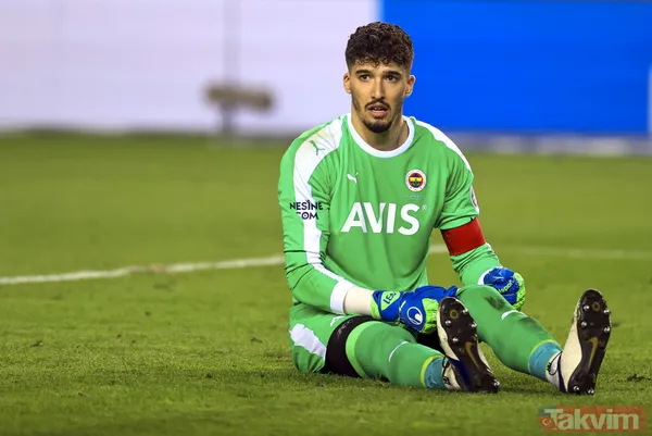 Herkes Altay Bayındır’ın su şişesini konuşuyor! İnanılmaz sırrı ortaya çıktı - 7