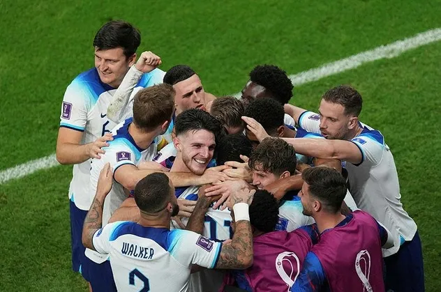 Galler'i 3-0 yenen İngiltere 7 puanla gruptan lider çıkmayı başardı