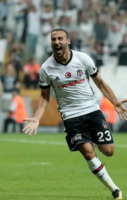 Cenk Tosun'a Çin'den dev teklif