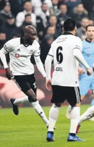 Atiba Hutchinson tarihe geçti