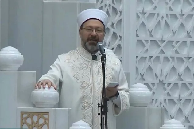 Diyanet İşleri Başkanı Erbaş'tan "yeni tip koronavirüs salgını" konulu Cuma hutbesi
