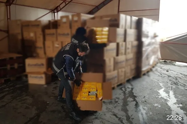 İstanbul Emniyeti'nden nefes kesen operasyon! Kod adı: Davetiye! 71 kişilik çete çökertildi! Piyasa değeri 20 milyon lira!