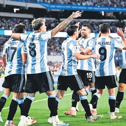 Arjantin’den tarihi galibiyet