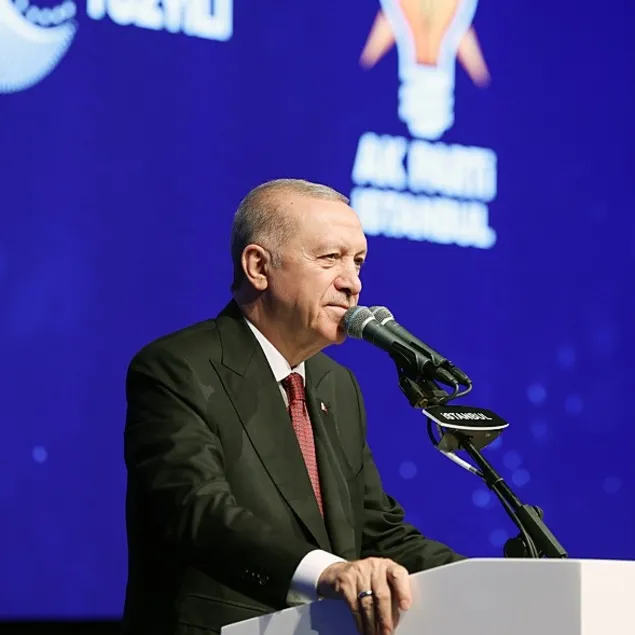 Yolsuzluk lekesini bağırarak çıkaramazsınız