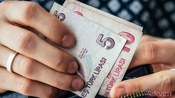 İlk 6 Aylık Enflasyona Göre Belirlenen Yılın İkinci Zammı Maaşlarına Yansıtılmaya Başlayan Emekliler, Kurban Bayramı'ndan Önce De Bin Liralık İkramiyeyi...