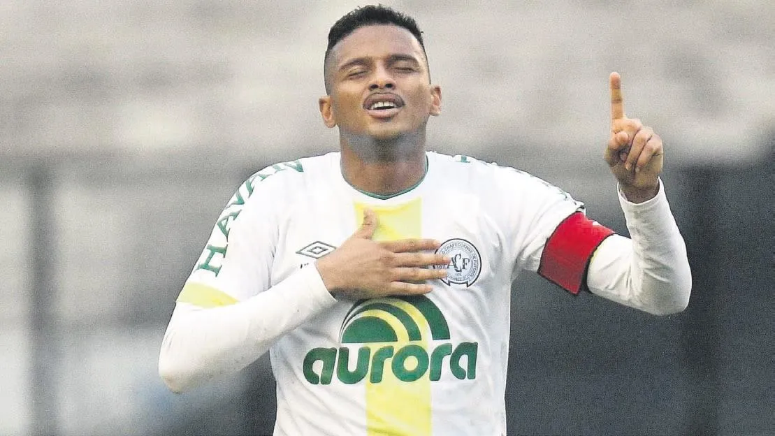 Scout ekibinin sol bek önerisi: Reinaldo