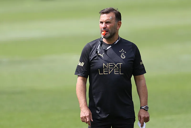 Galatasaray'da 7 yıldız yolcu! Transfer için gitmeleri gerekiyor - 3