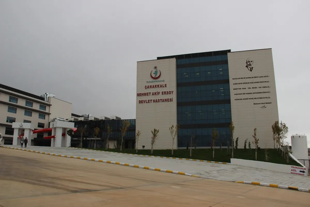1786022109822.jpeg 9 yıl önce hayata gözlerini açtığı hastanede yaşamını yitirdi: Çanakkale'de ilaçlama faciasında kahreden detay-3