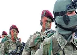 Bordo Bereliler sahaya iniyor