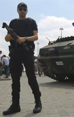 Kapatılan 51 kurum yeniden açıldı